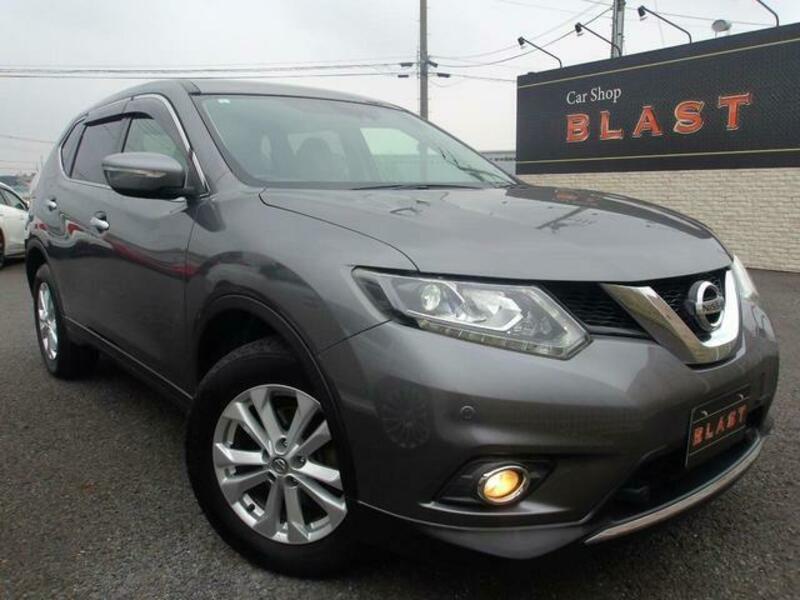 X-TRAIL