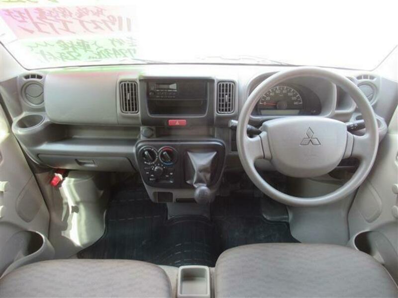 MINICAB VAN