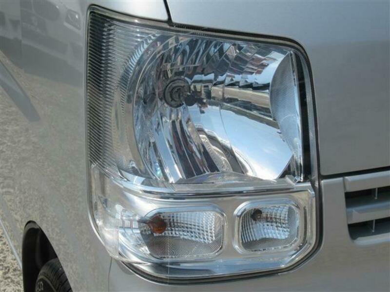 MINICAB VAN