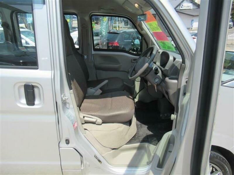MINICAB VAN