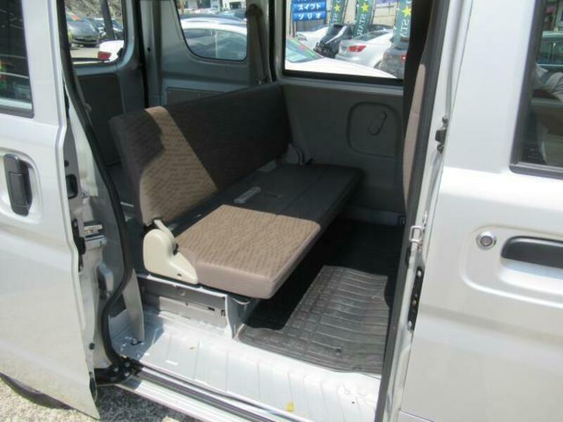 MINICAB VAN