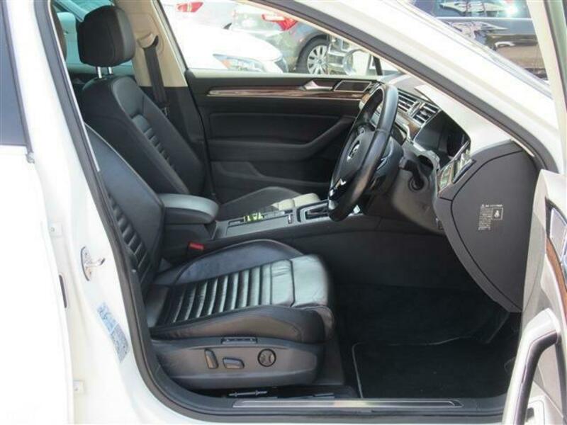 PASSAT VARIANT