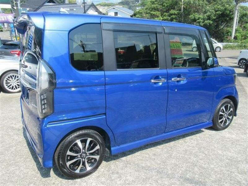N BOX CUSTOM