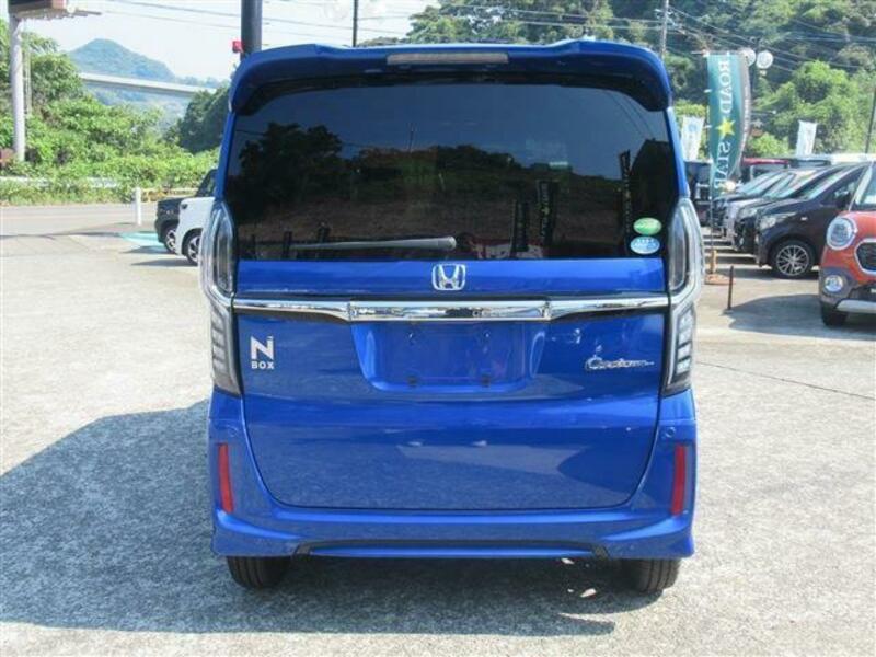 N BOX CUSTOM