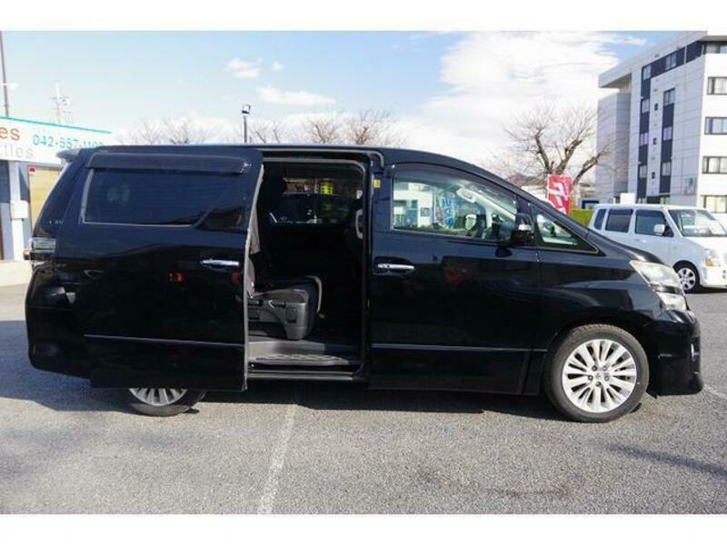VELLFIRE
