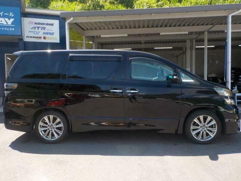 VELLFIRE