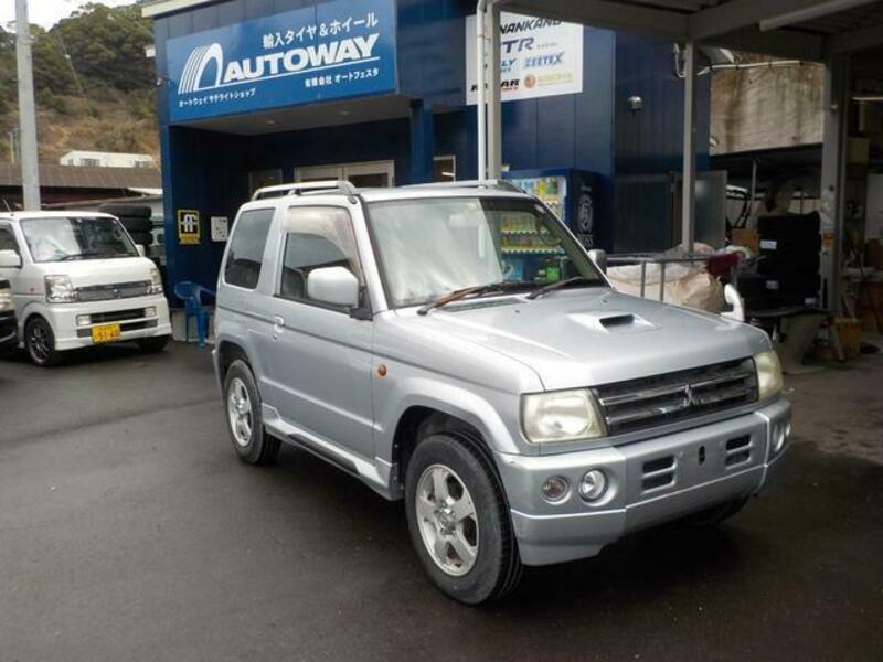 MITSUBISHI PAJERO MINI