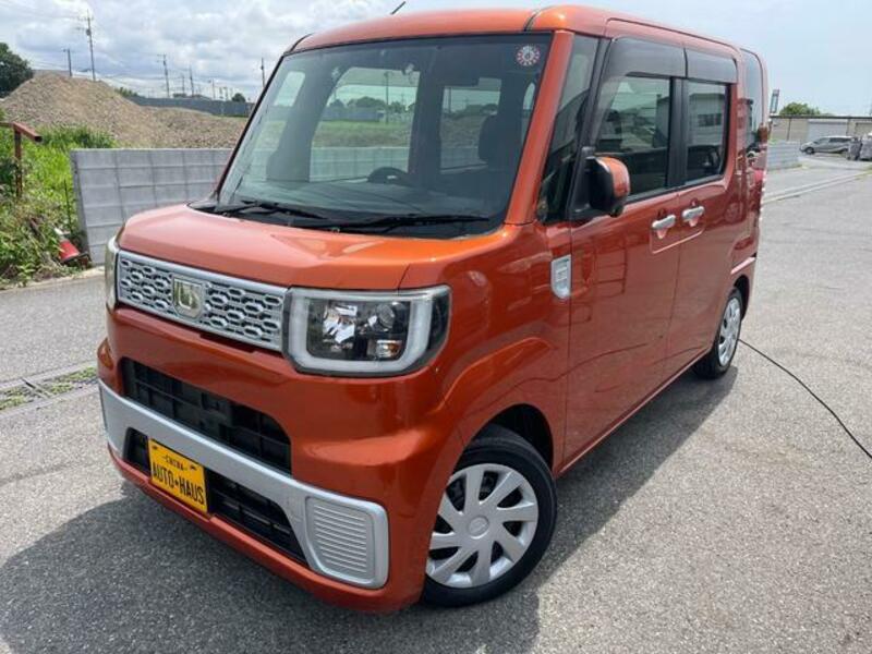 DAIHATSU WAKE