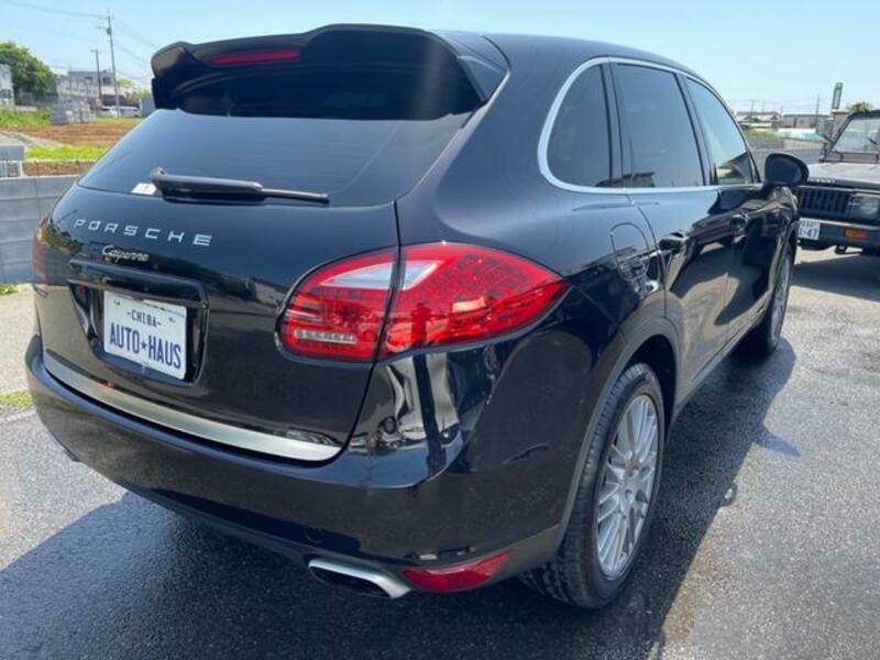 CAYENNE