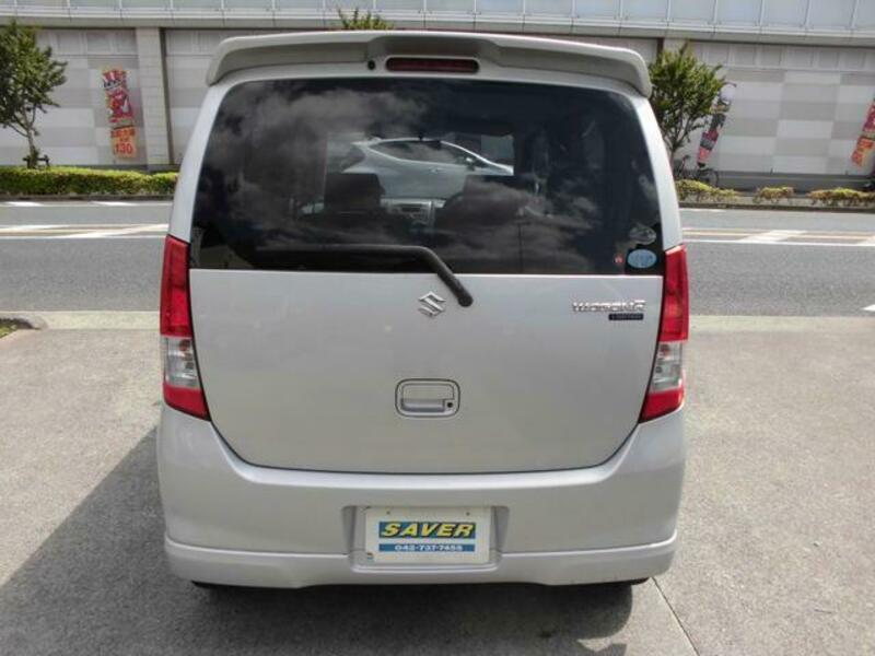 WAGON R
