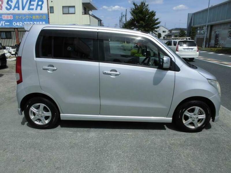 WAGON R