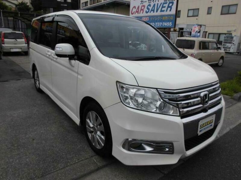 HONDA STEPWAGON SPADA