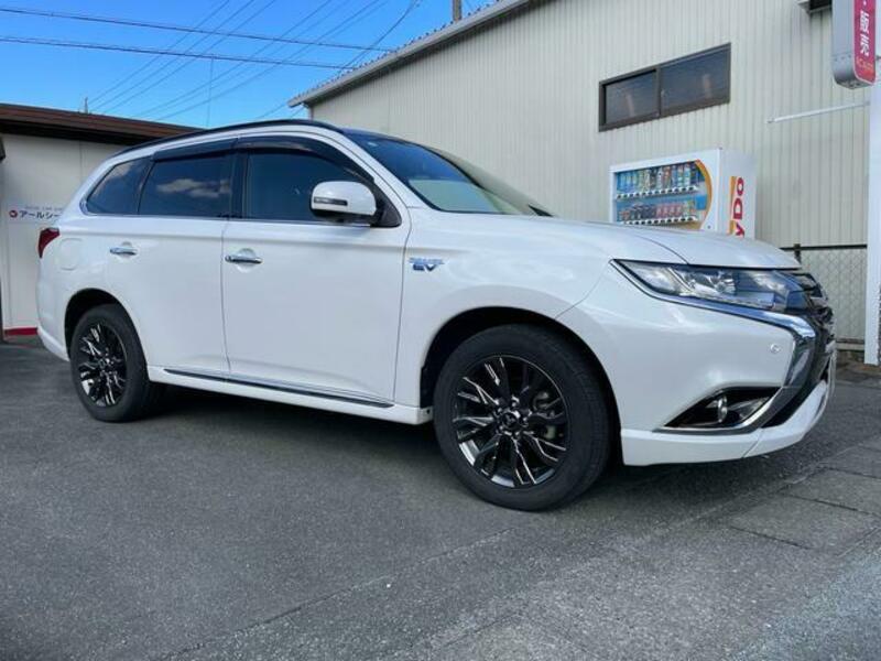 OUTLANDER PHEV