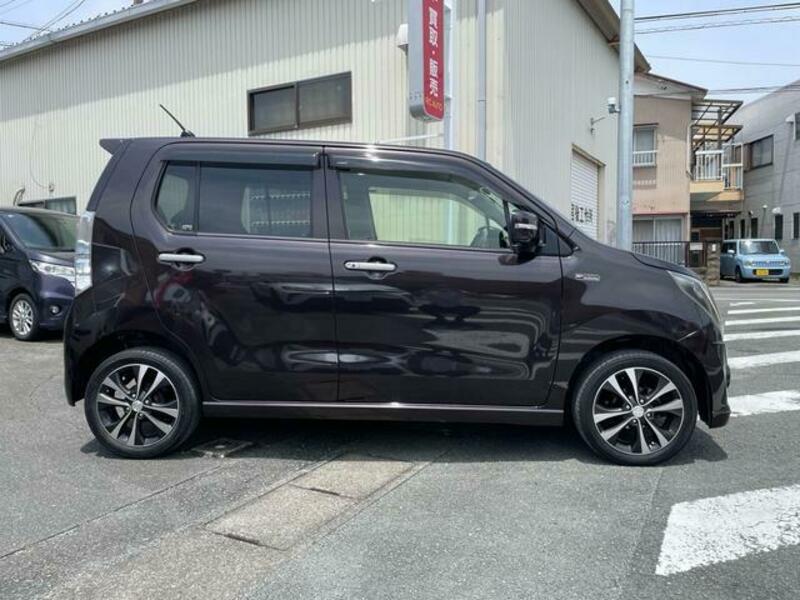 WAGON R