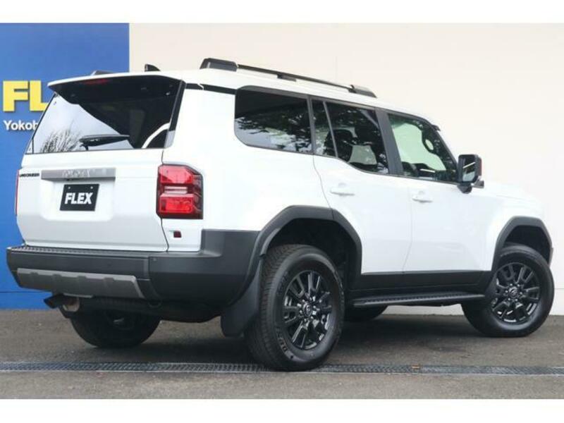 LAND CRUISER 250
