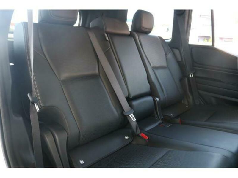LAND CRUISER 250