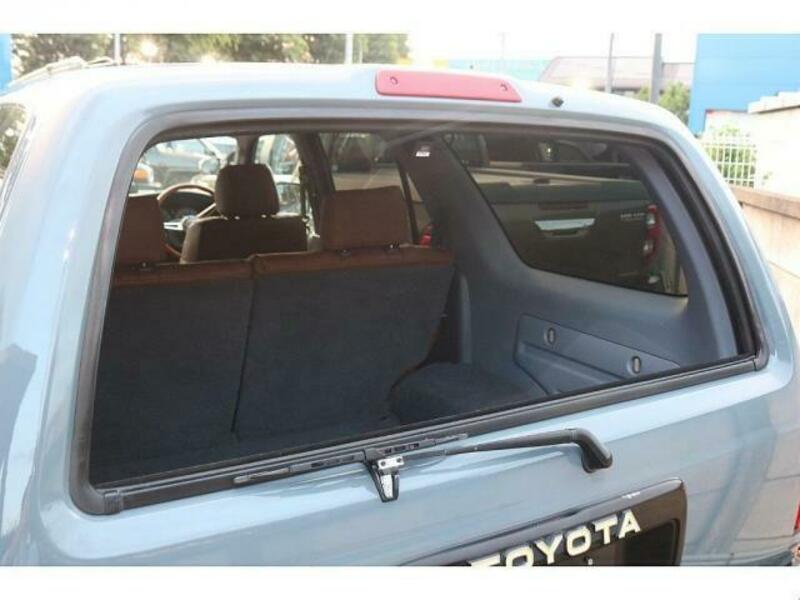 HILUX SURF