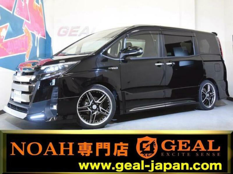 TOYOTA NOAH