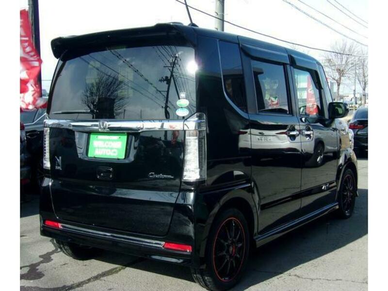 N BOX CUSTOM