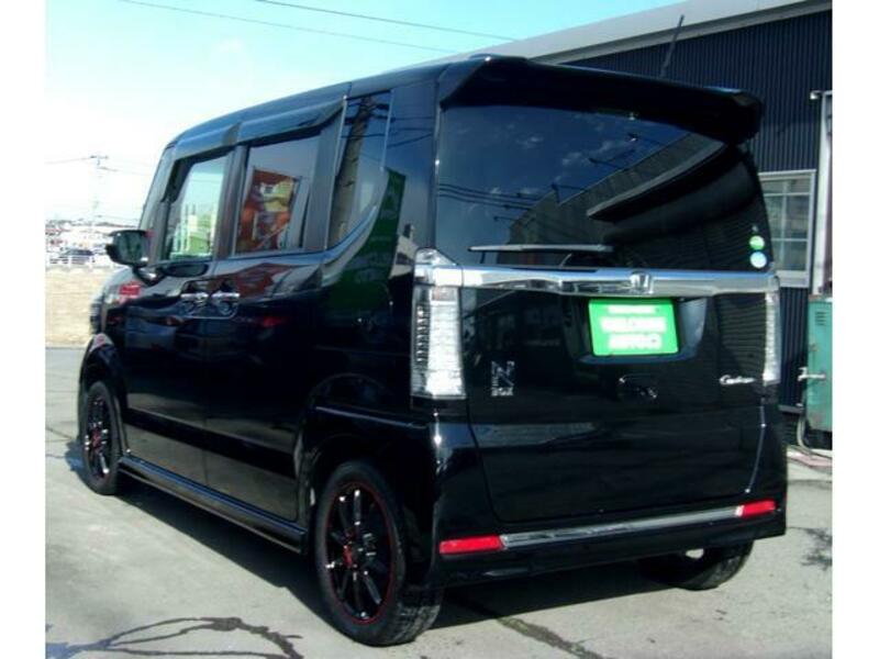 N BOX CUSTOM