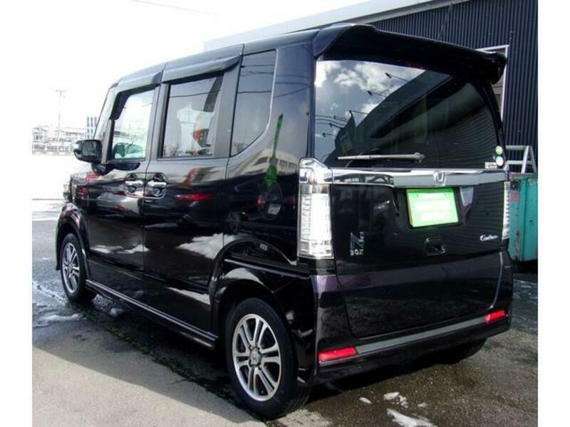 N BOX CUSTOM