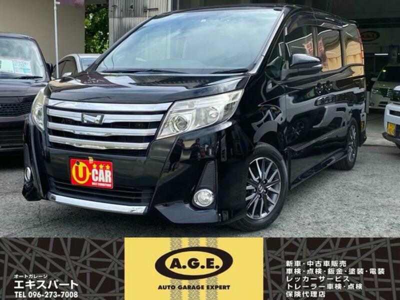 TOYOTA NOAH