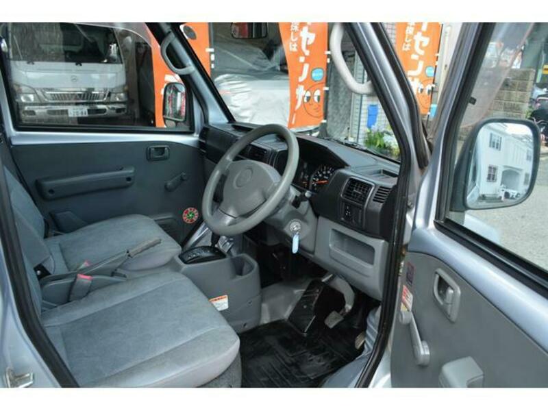 MINICAB VAN