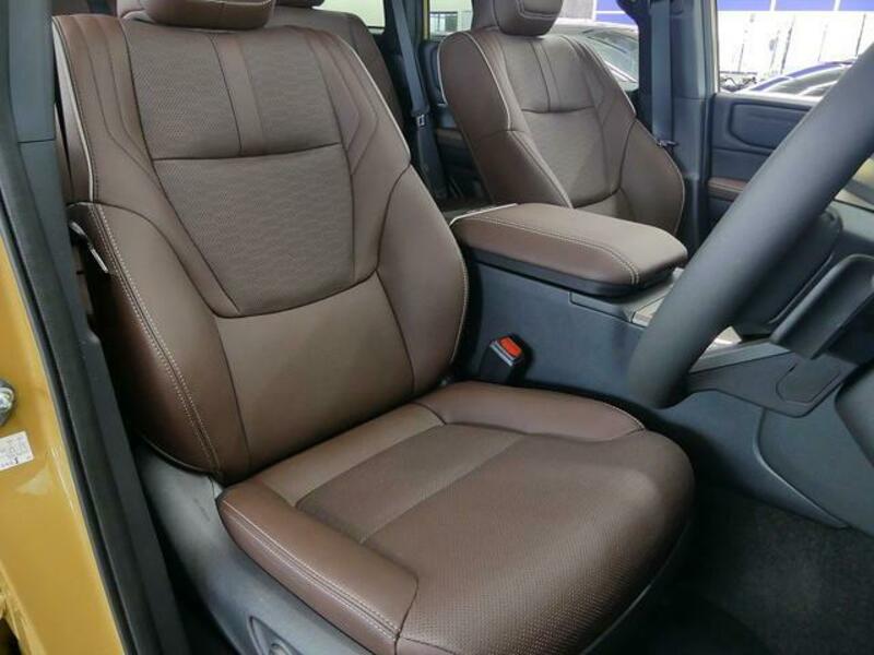 LAND CRUISER 250