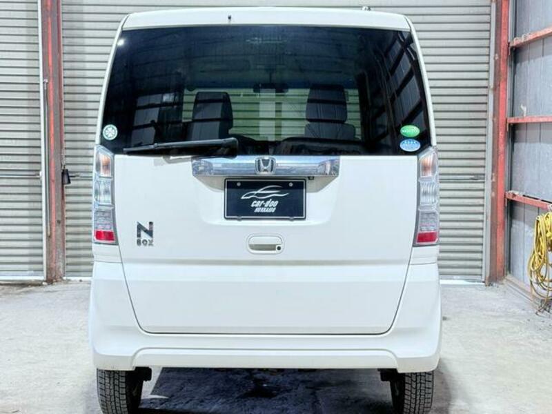N BOX