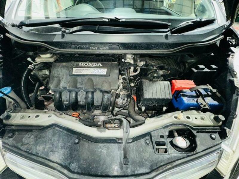 FIT HYBRID