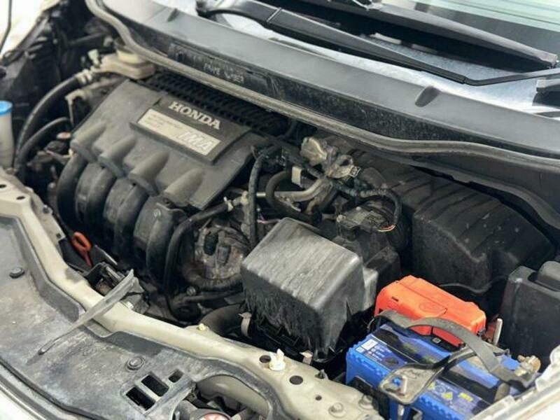 FIT HYBRID
