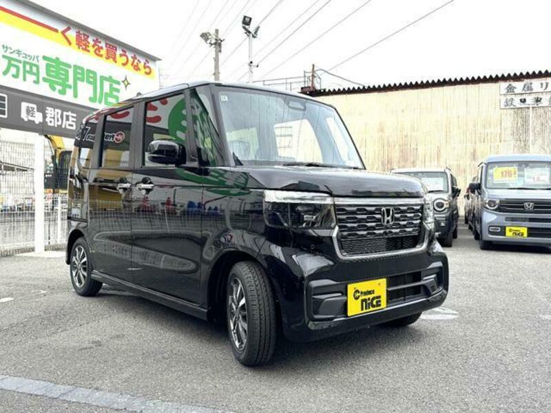 N BOX CUSTOM