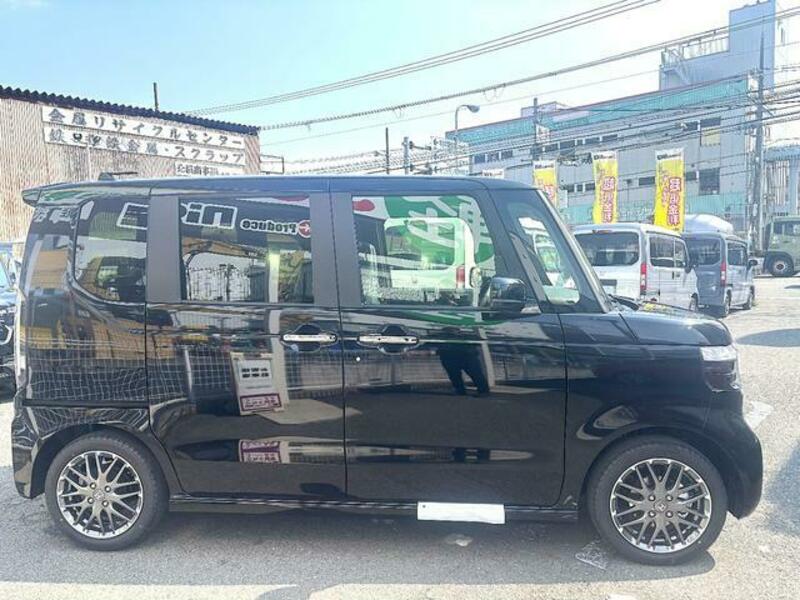 N BOX CUSTOM