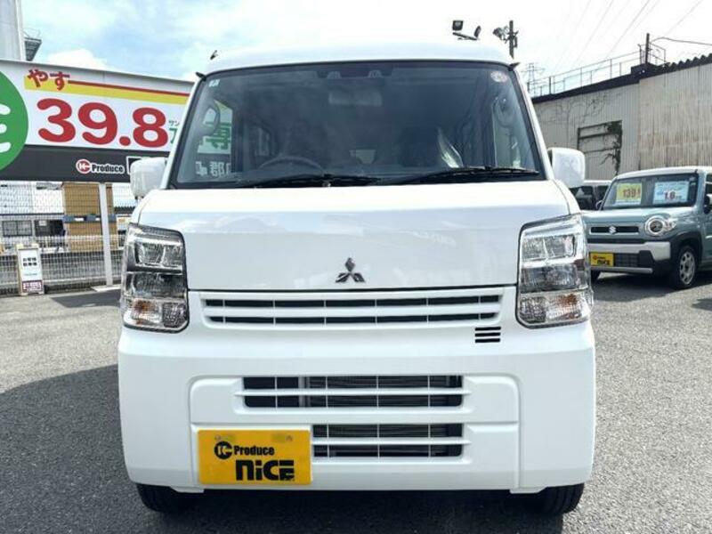 MINICAB VAN