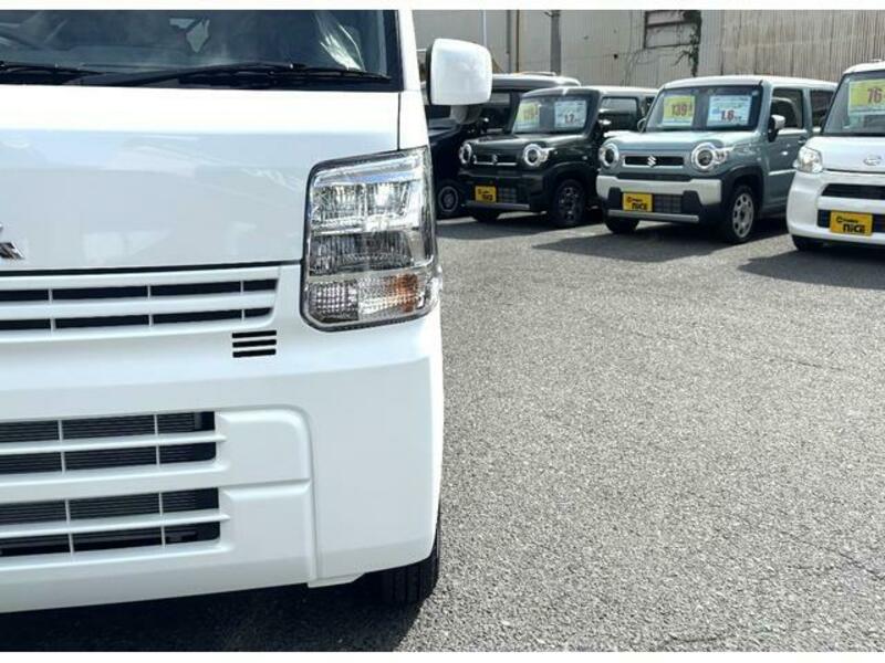 MINICAB VAN