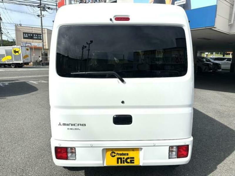 MINICAB VAN