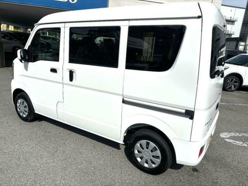 MINICAB VAN
