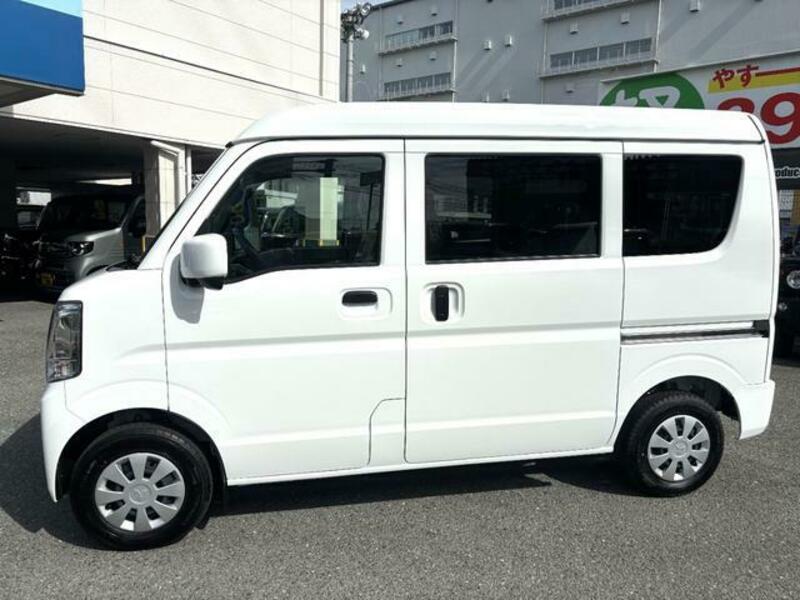 MINICAB VAN