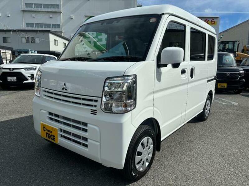 MITSUBISHI MINICAB VAN