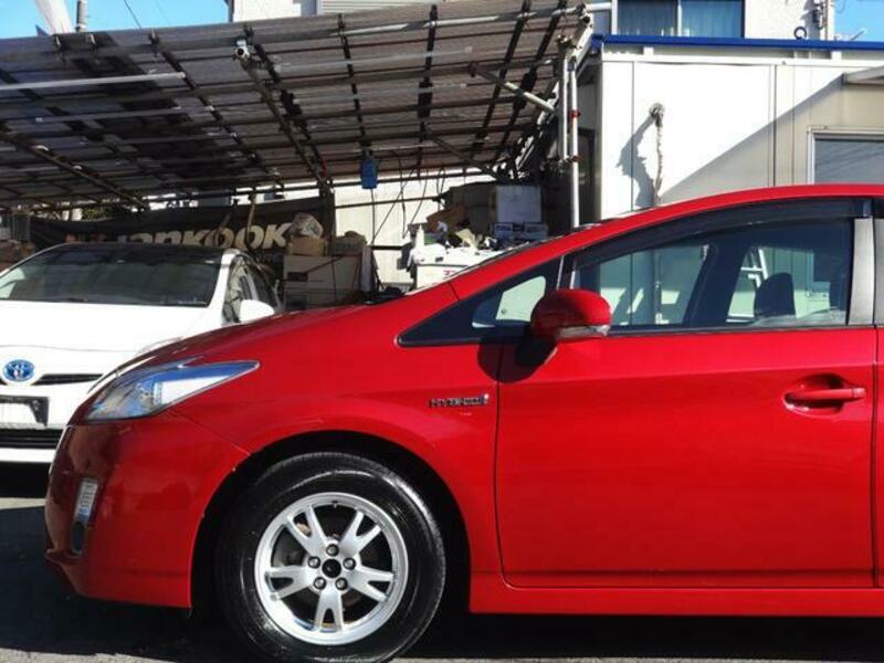 PRIUS