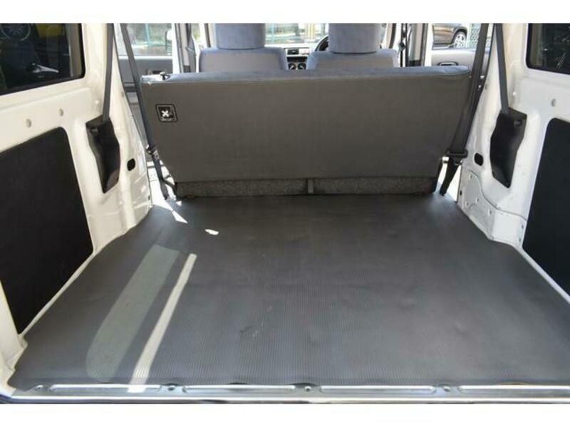 ACTY VAN