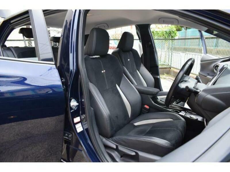 PRIUS PHV
