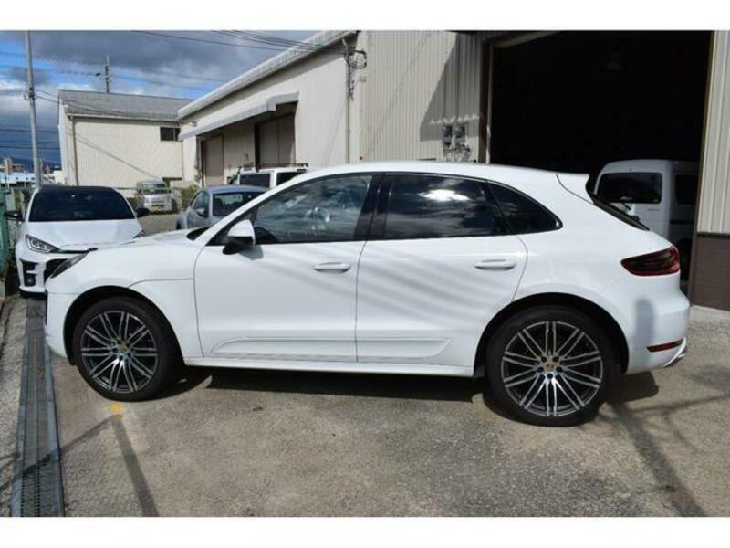 MACAN