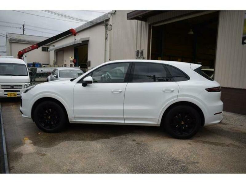 CAYENNE