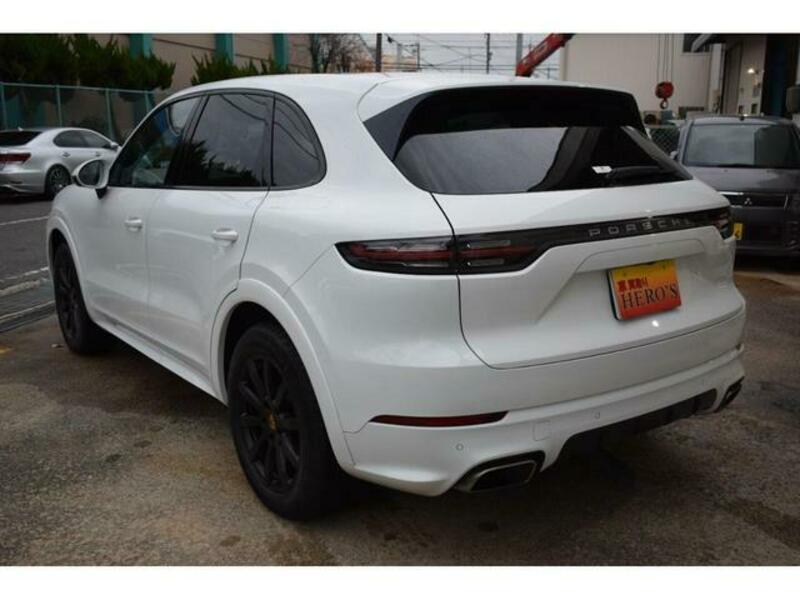 CAYENNE