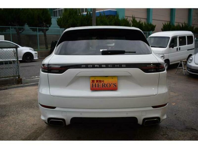 CAYENNE