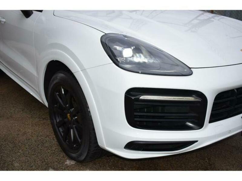 CAYENNE
