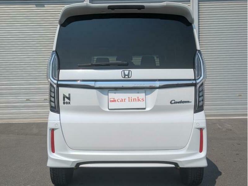 N BOX CUSTOM