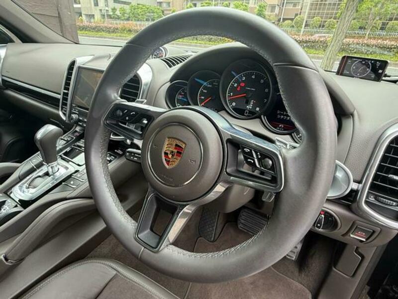 CAYENNE