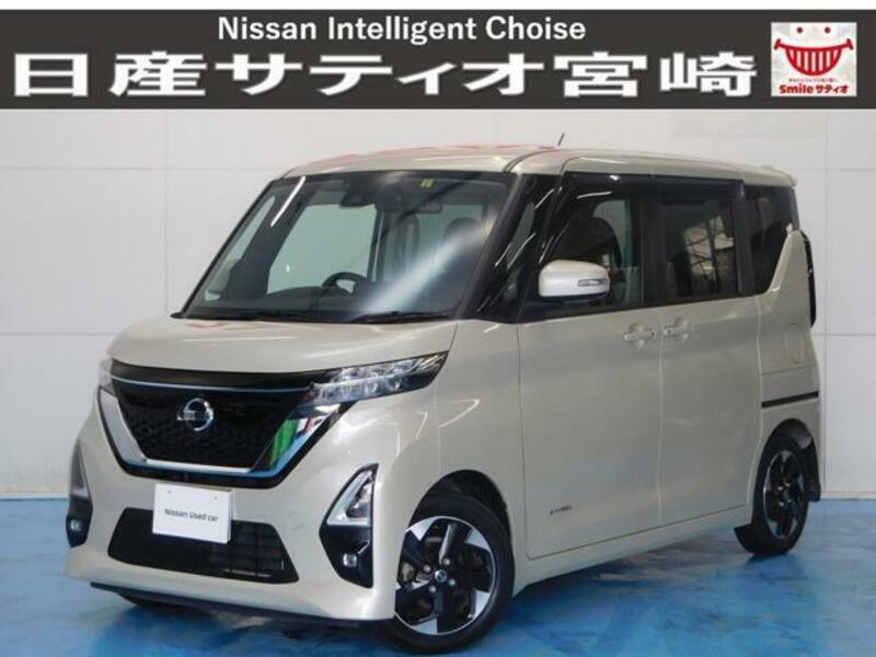 NISSAN ROOX